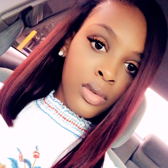 Meet your Posher, Ashley - Picture 1 of 1